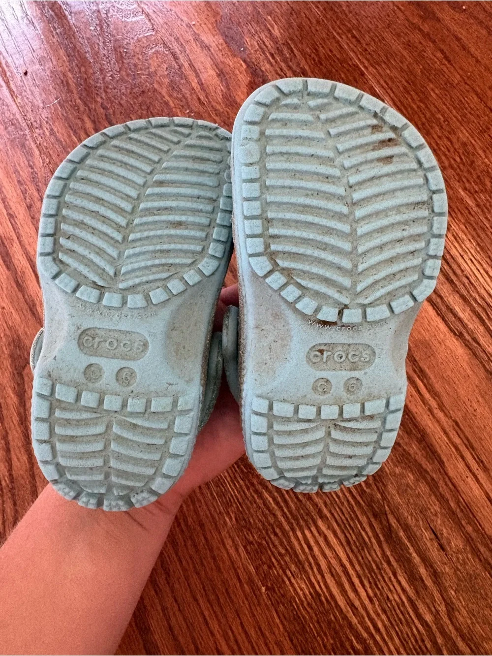 Toddler girls glitter crocs